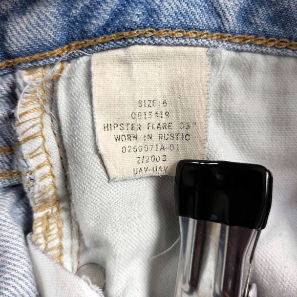 Vintage Tommy Hilfiger Jeans Womens 6 Light Wash Low Rise Hipster Flare 00s - Picture 9 of 12